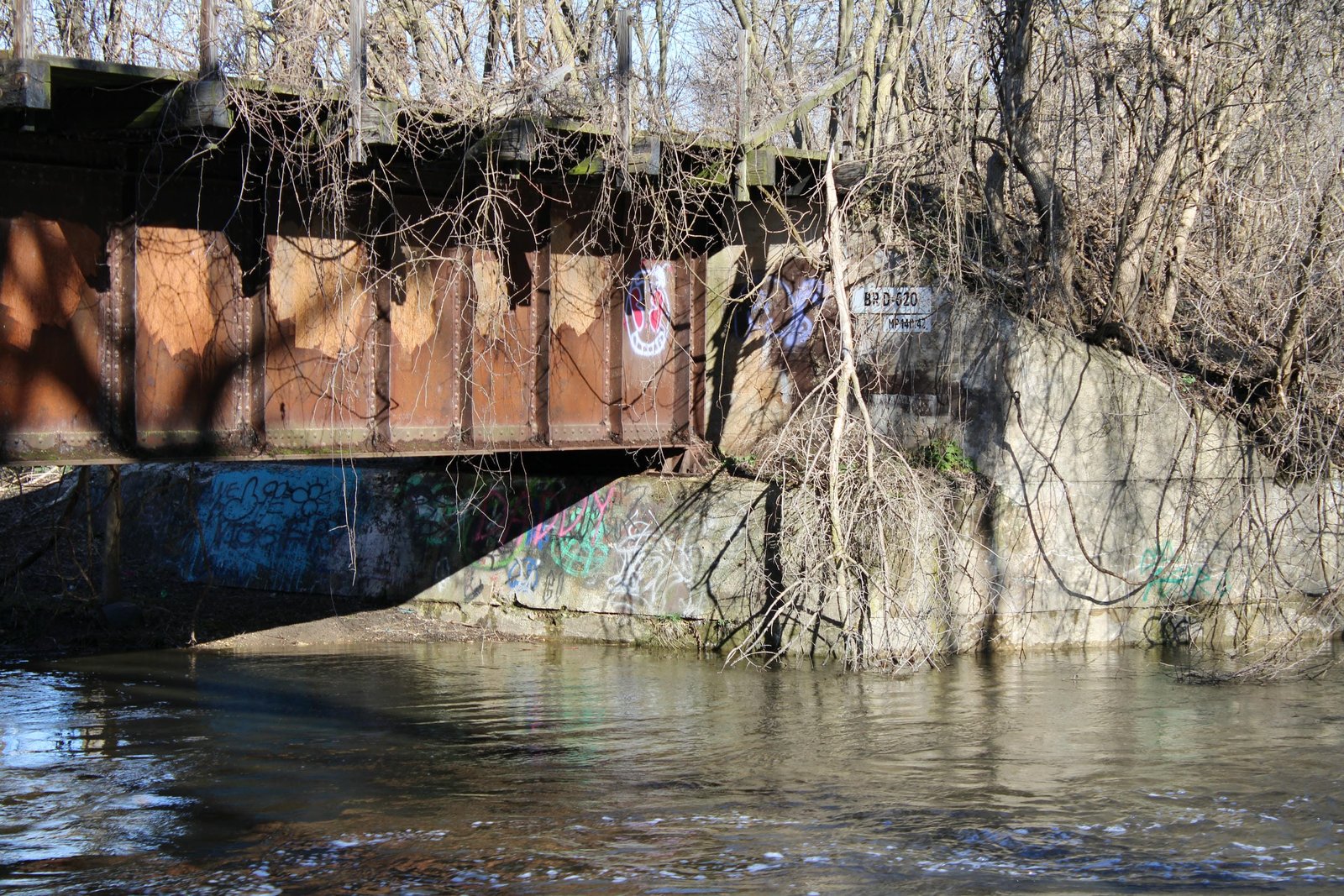 North abutment